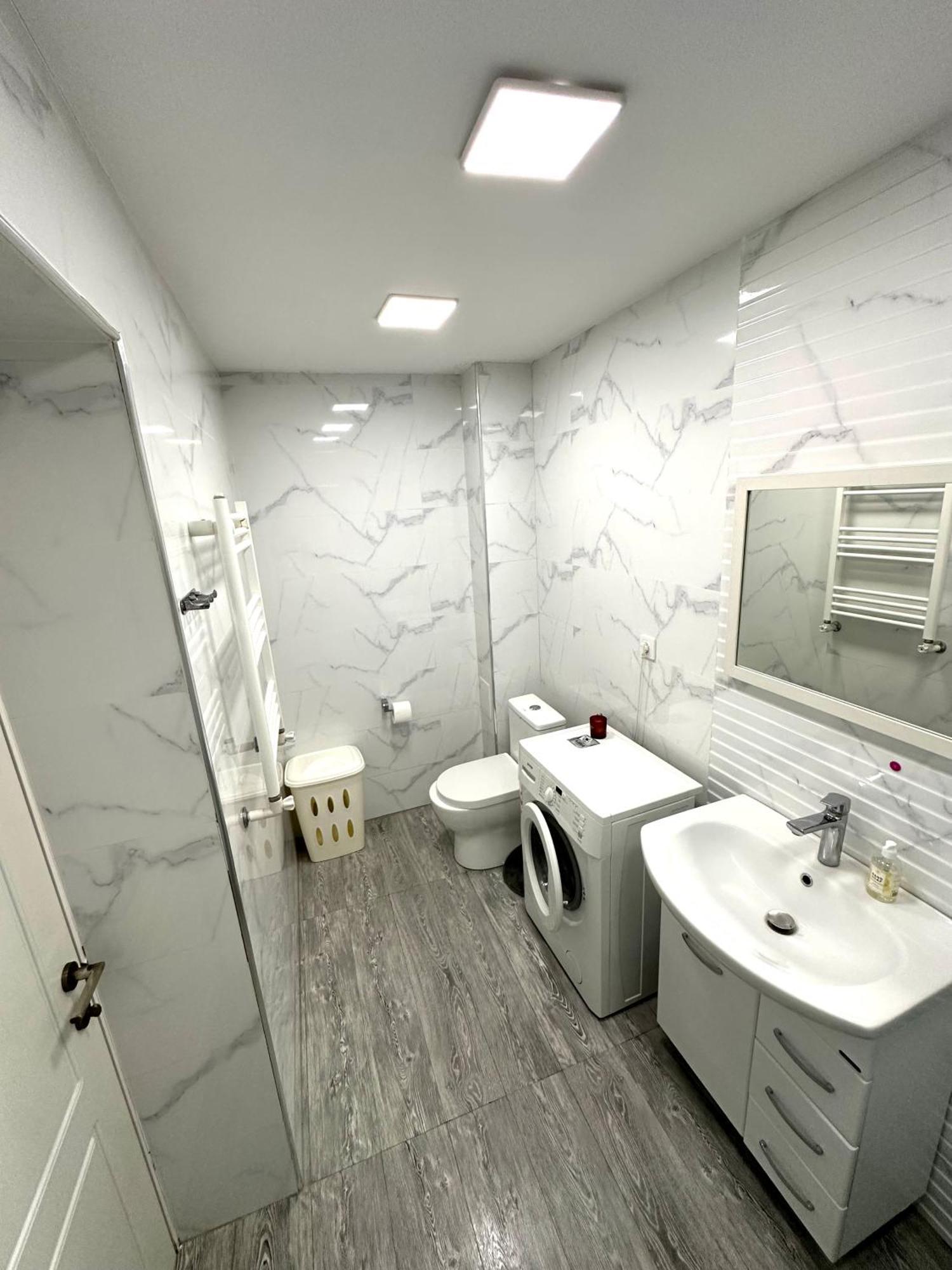 Beautiful Apartment In Yerevan) Bagian luar foto